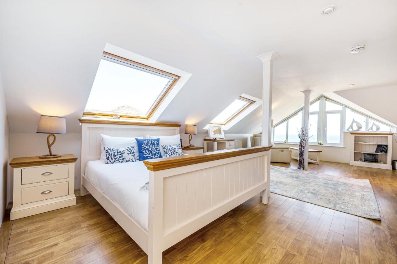Carbis Bay - Luxury 3 Bed Penthouse Apartment With Sea Views Parking Sauna Balcony Buitenkant foto